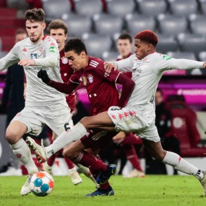  拜仁慕尼黑客场轻取三分，德甲领头羊优势持续扩大