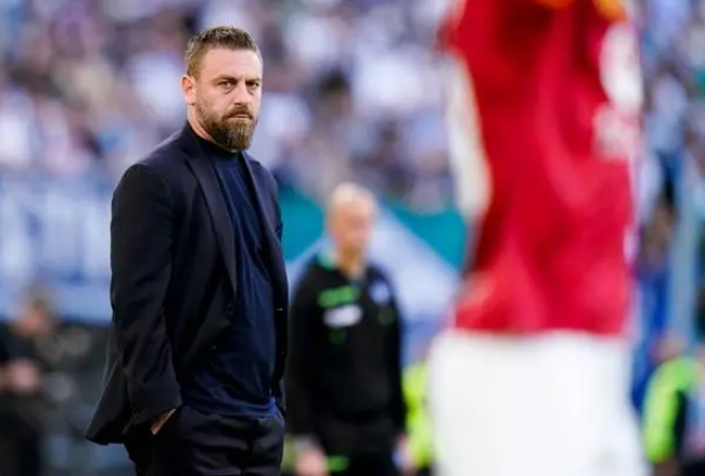  罗马主帅赛后批评裁判判罚不公  