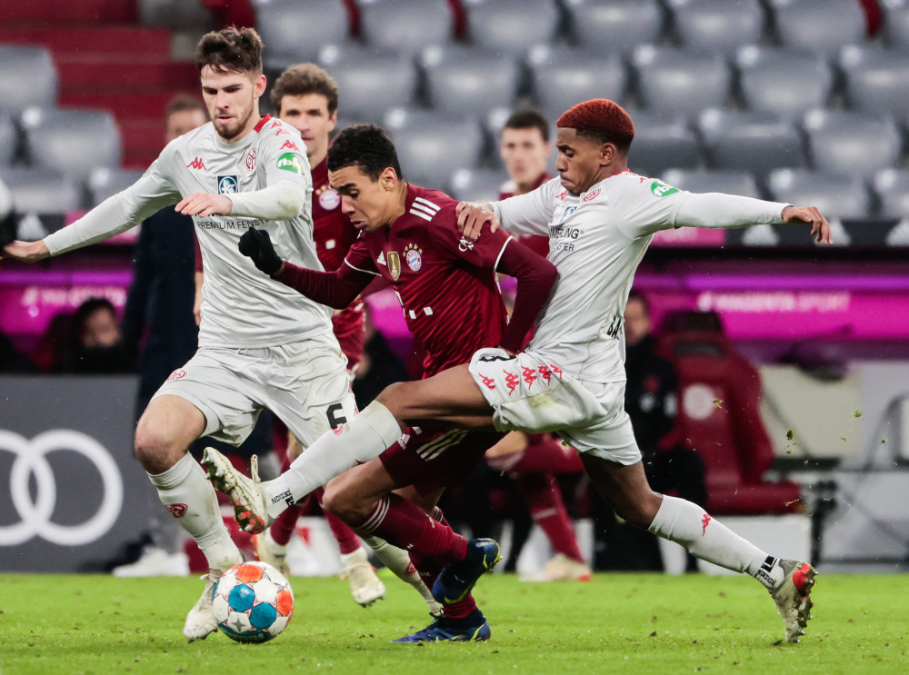  拜仁慕尼黑客场轻取三分，德甲领头羊优势持续扩大